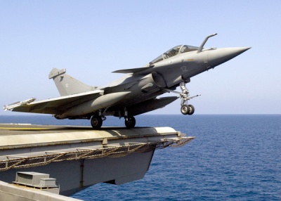 Rafale airborne from USS Enterprise (CVN 65) (July 23, 2007) U.S Navy photo by Mass Communication Specialist Seaman Brandon Morris.