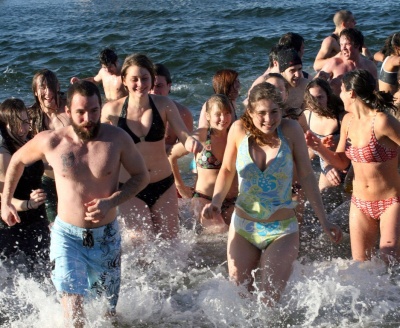 Over 150 dedicated St. Mary's College of Maryland students, faculty, and staff plunged into the icy St. Mary's River in an effort to raise awareness about climate change on Thursday, Feb. 12. (Submitted photo)