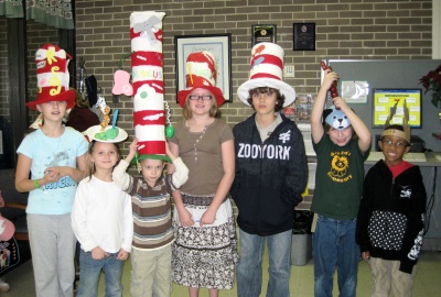 Decorating Schools on Winners Of The Gale Bailey Elementary School Hat Decorating Contest
