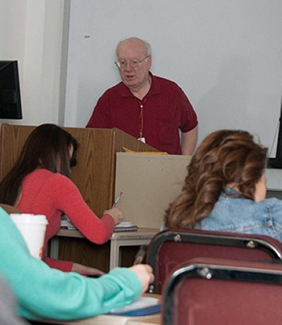 CSM Adjunct Professor Larry Brannan discusses George Pullman and the national railroad labor strike of 1894 with his U.S. history class at the Leonardtown Campus. Brannan’s zeal and inclusion of images and newsreel footage, including more than 200 videos in his syllabuses for U.S. history courses, led to his recognition as an NBC Learn “Super User” for December 2013.
