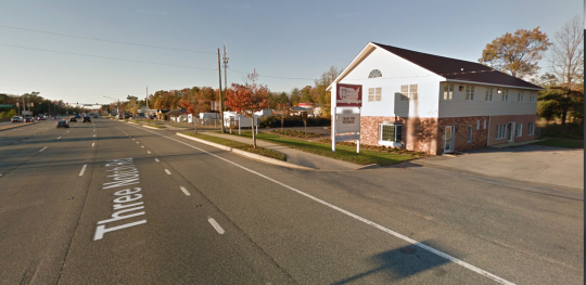 A view of the Franzen Realtors building as it appeared in Nov. 2015 via Google Street View.