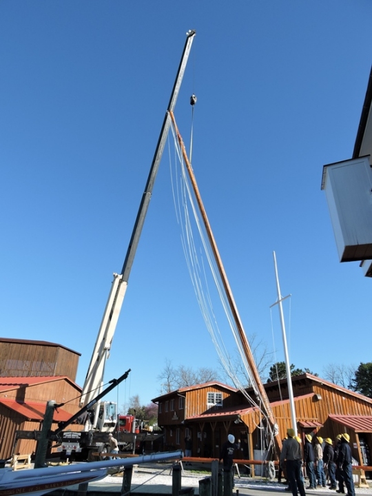 SMECO and Southern Maryland Crane Rental assisted with removing the Dee's mast. (Photo compliments Robert Hurry)