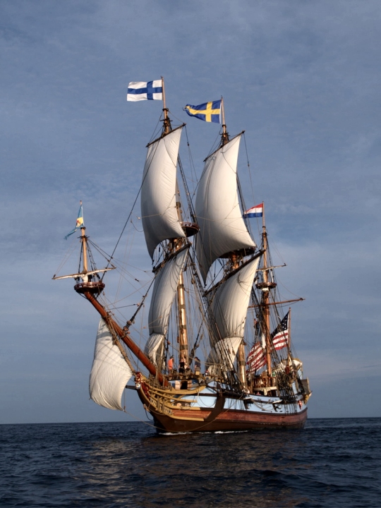 Kalmar Nyckel is a faithful re-creation of the Dutch-built armed merchant ship that brought Swedish settlers to North America in 1638, to what has become Wilmington, Delaware.